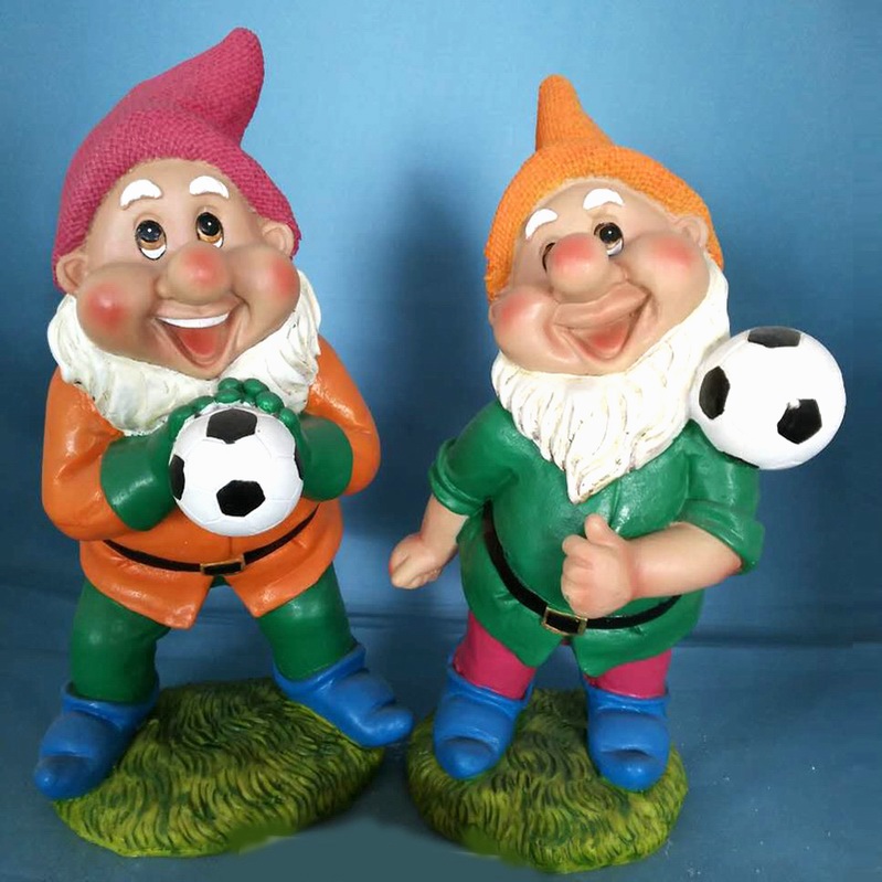 Polyresin Garden Decoration Football Dwarf