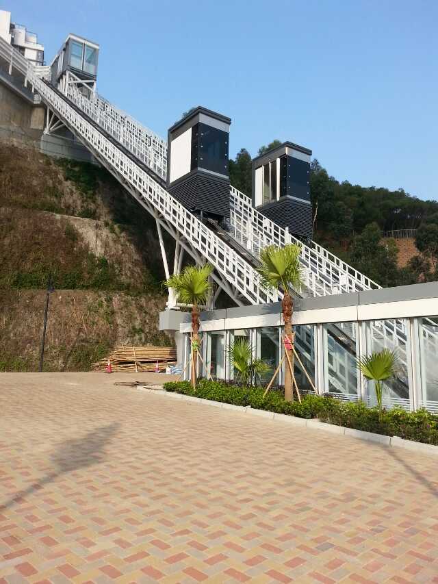 Stable Safety Incline Elevator for Moutains