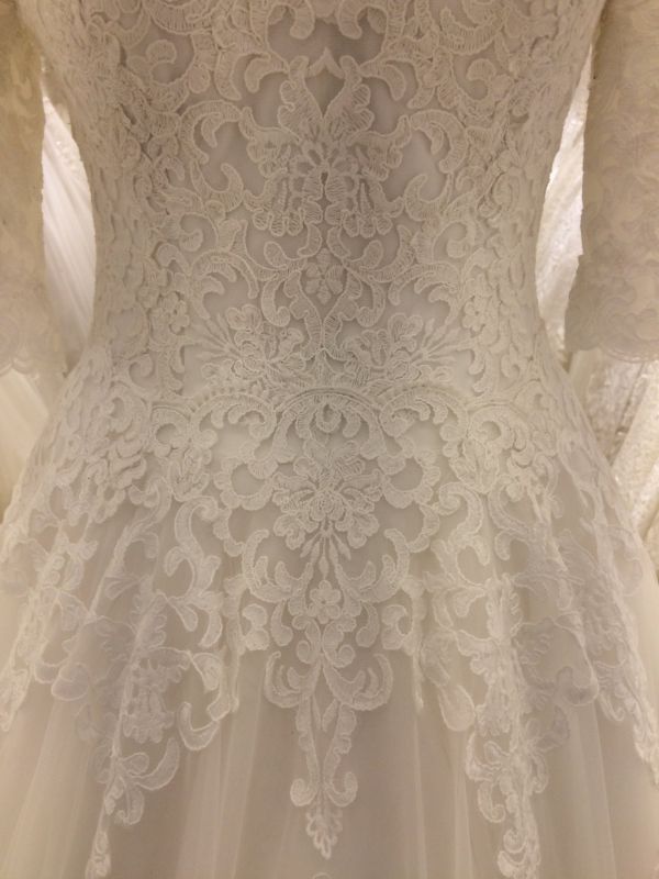 2017 3/4 Sleeve Lace Wedding Dress (Cathedral Train)