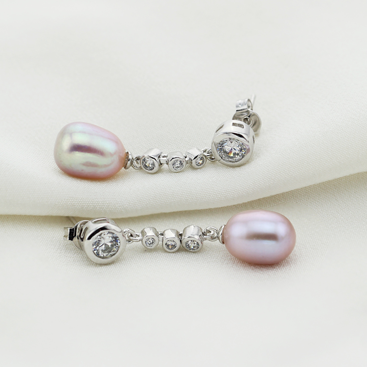 Fashionable Pearl Earrings 8-9mm AAA Drop Hanging Pearl Earrings