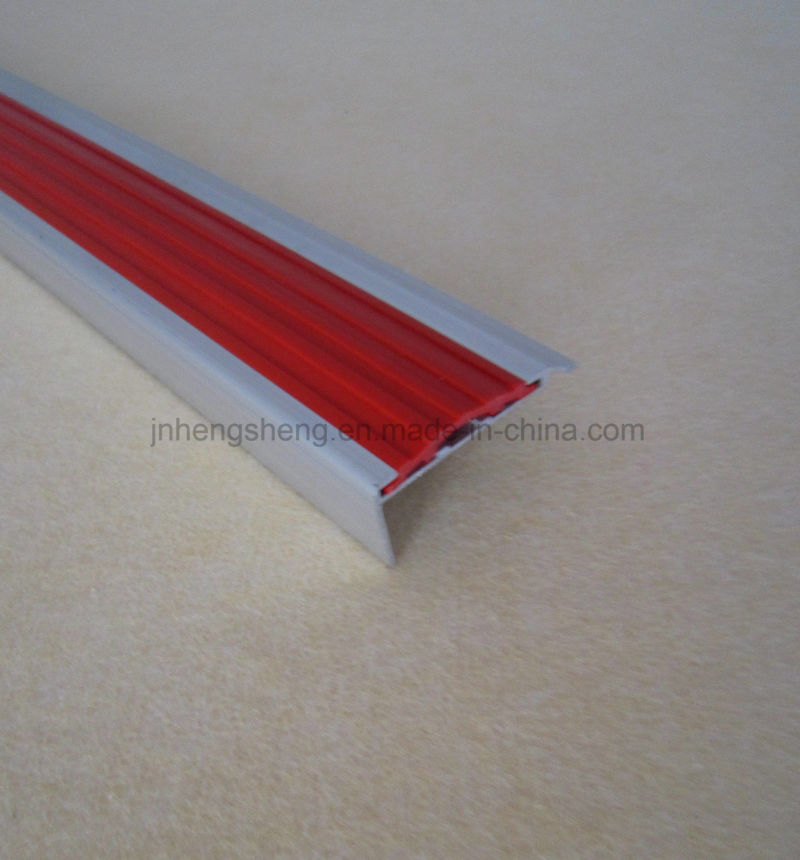 Anti-Slip Carpet Rubber Inserted Aluminum Stair Nosing