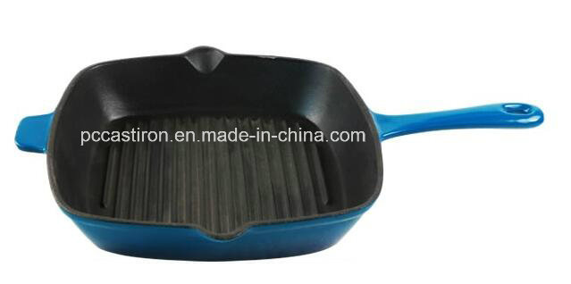 China Cast Iron Frypan with Enamel Finishing in 26cm Dia
