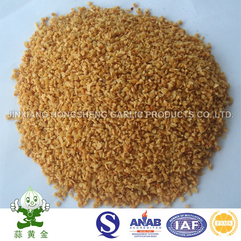 Fried Garlic Granules Packing in Plastic Bottles