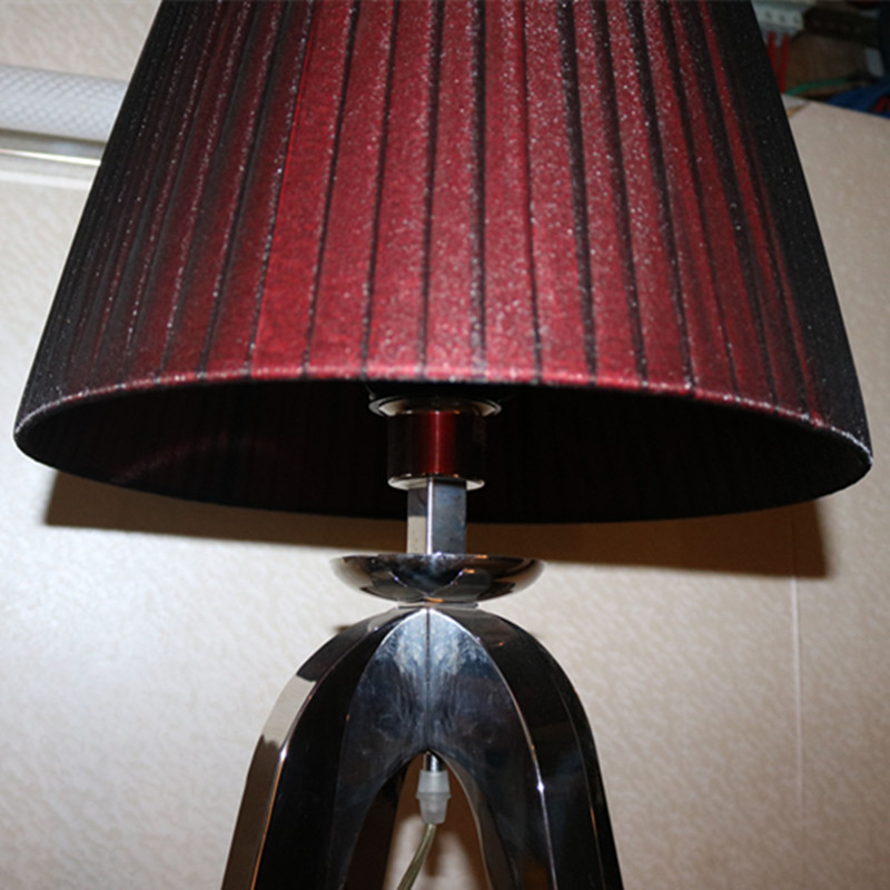 Hotel Decorative Red Table Lamp with Stainless Steel Legs