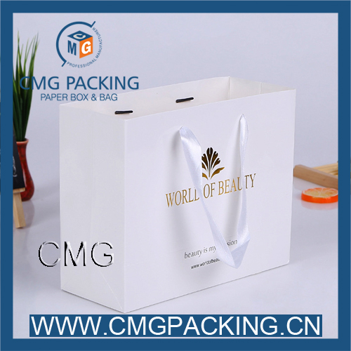 Elegant White Paper Garment Bag with Gold Logo Hot Stamping