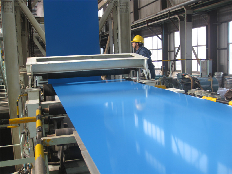 Prepainted Gi Steel Coil / PPGI / Color Coated Galvanized Steel Sheet in Coil