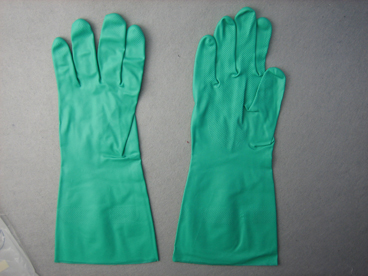 Green Long-Sleeve Flock Lined Industrial Nitrile Glove (5620)