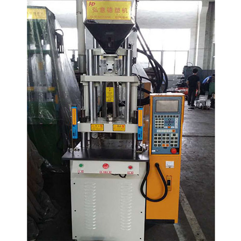 Vetical Hydraulic Injection Moulding Machine for Plug