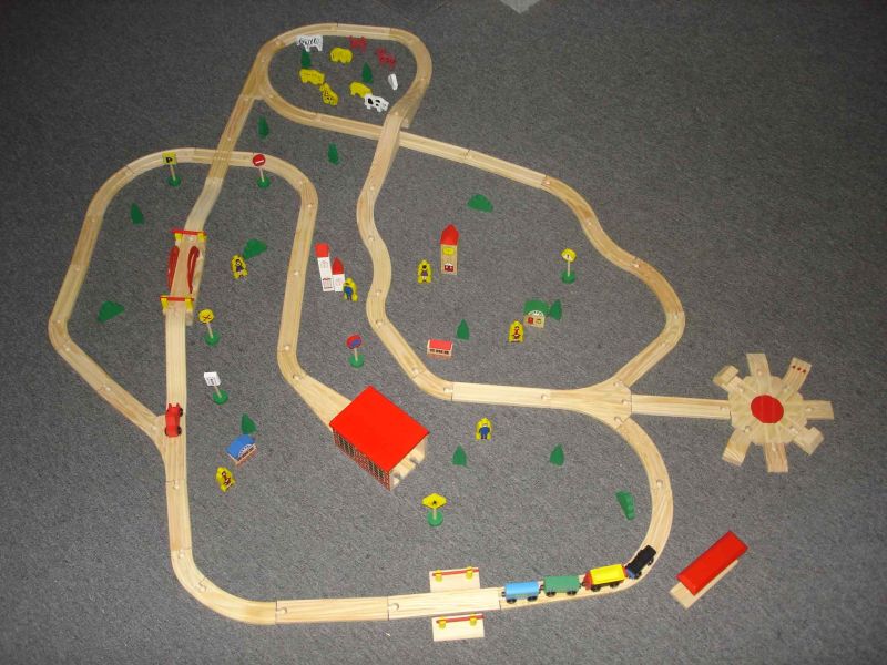 Wooden Train Track with En71 Certificate