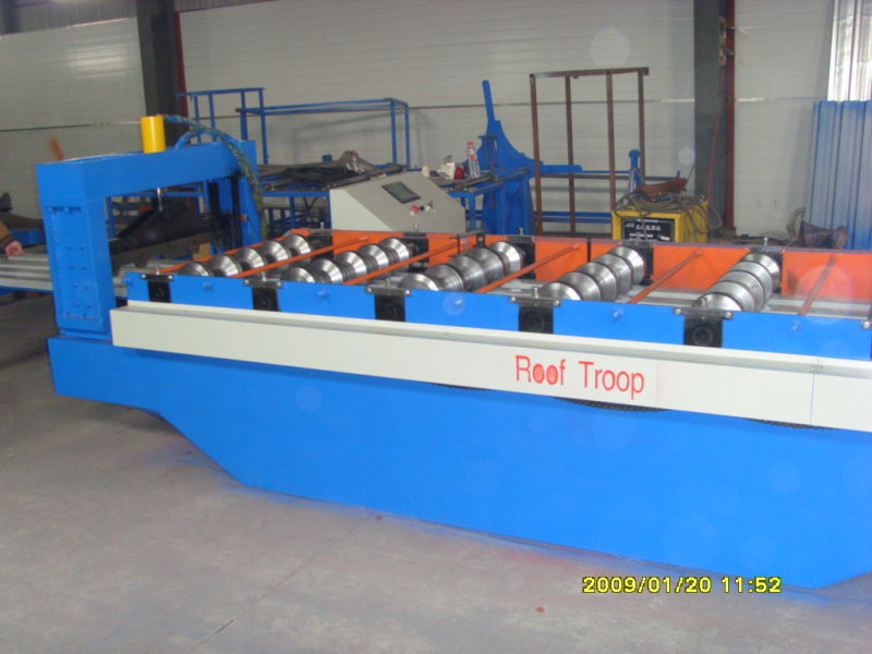 Roof Roll Forming Machine