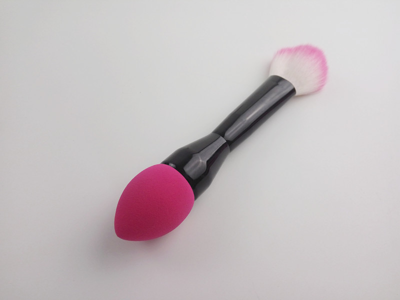 Portable Design Double Ended Sponge&Blush Brush