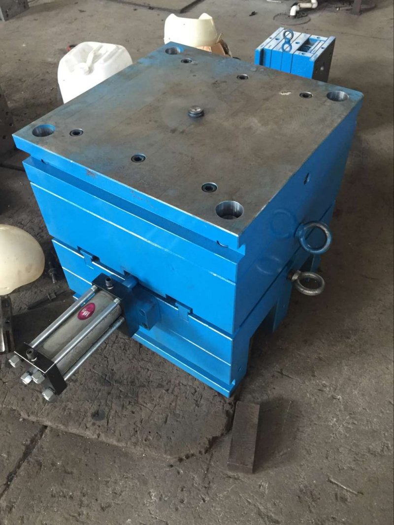 High Precision Plastic Injection Molds