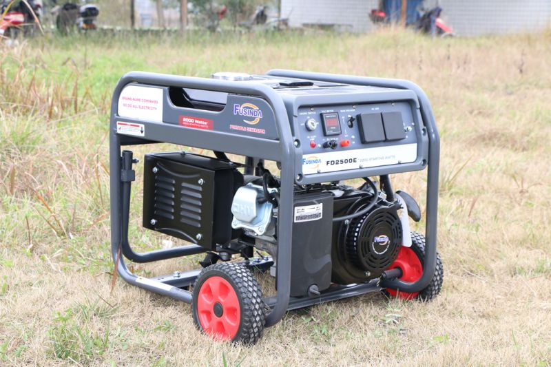 Genset Dengan Warna Merah Mengkilap Cantik Ini Mengeluarkan Daya Maksimum 2500 Watt