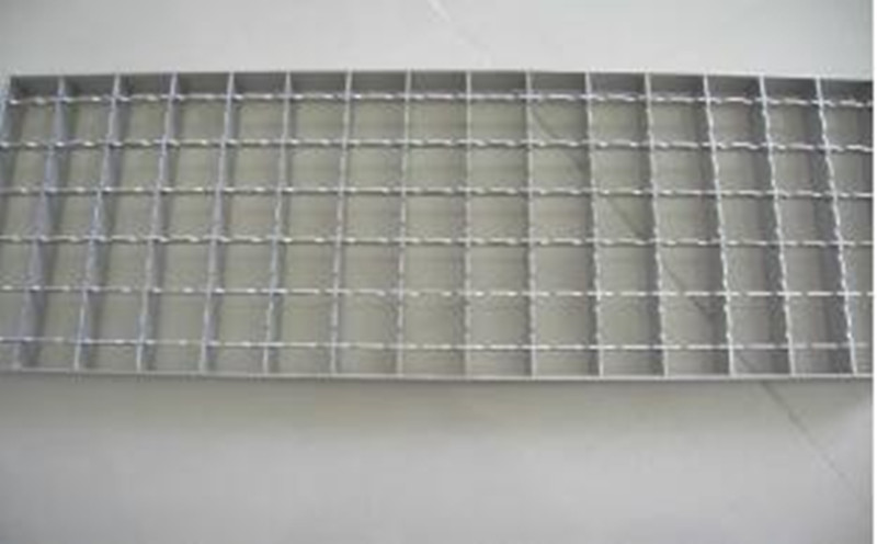 Heavy Duty Trench Frame and Press Slotted Drain Grating