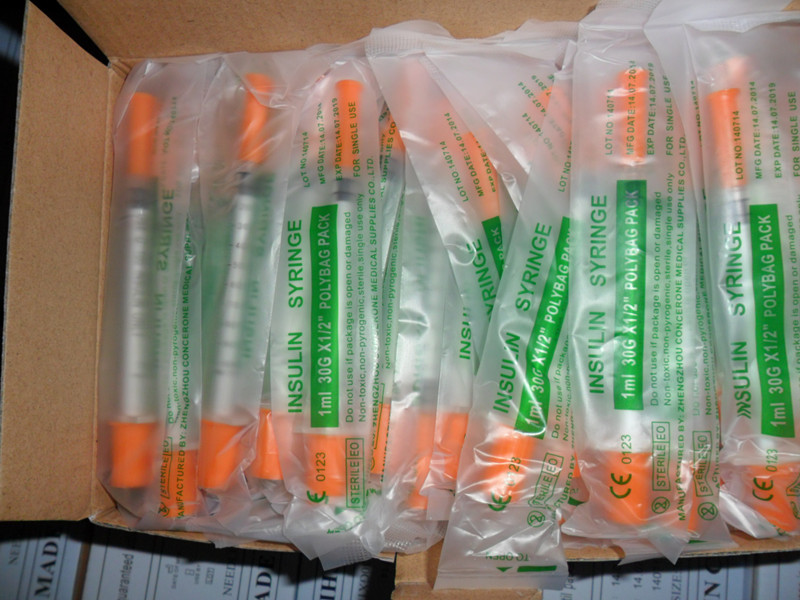 Disposable Sterile Insulin Syringes with Fixed Needles