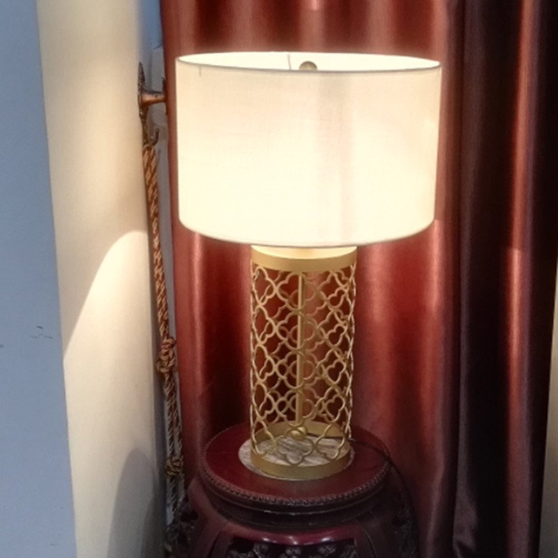 European Hotel Bedside Reading /Book Light Table Lamp, Antique Brass Carving LED Lighting