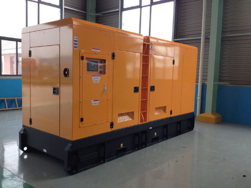 Famous Brand 500kVA Cummins Diesel Generator with Encloure