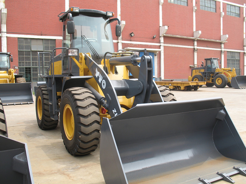 China Famous Brand Changli Wheel Loader with Fork (ZL30)