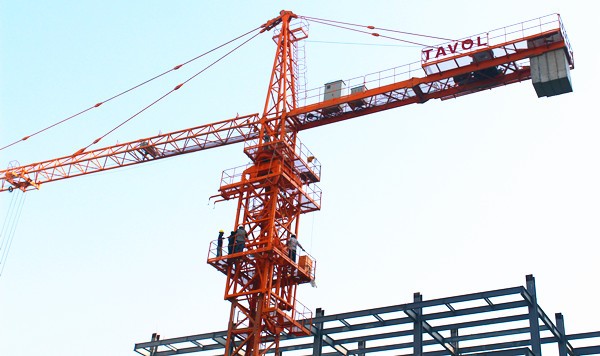 China Tower Crane in Dubai