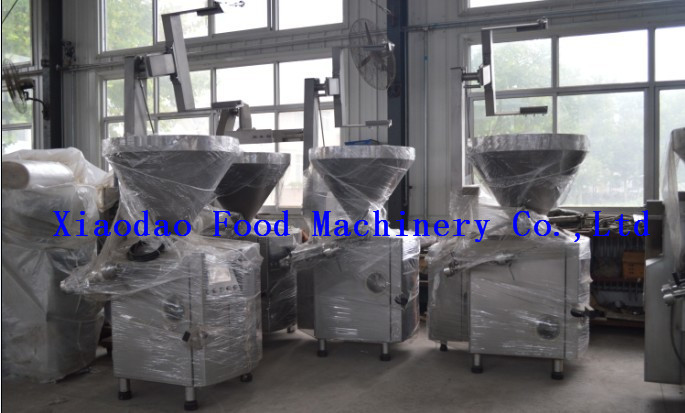 Automatic Vacuum Sausage Filling Machine/Food Machine