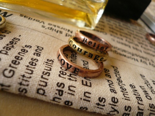 Rings for Women Lovely 8X Retro Wish Letters Hot Couple Rings