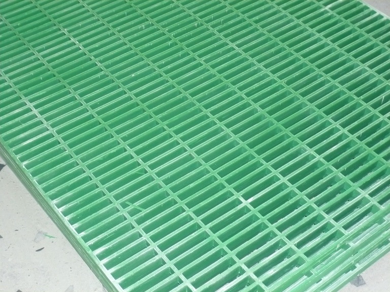 FRP/Fiberglass/GRP Plastic Grating with Anti-Slip Grating