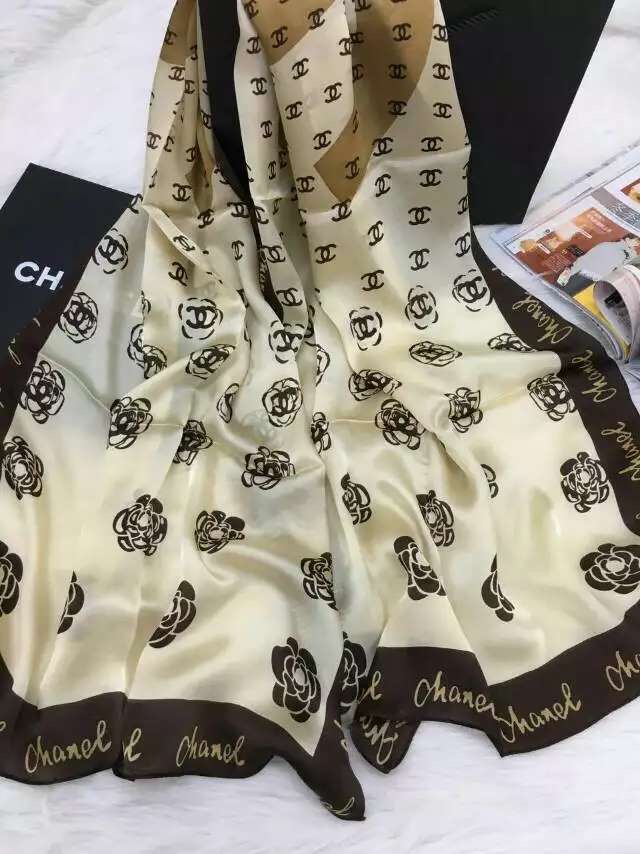 High Quality Customizable Digtial Printed Silk Scarf Fashionable