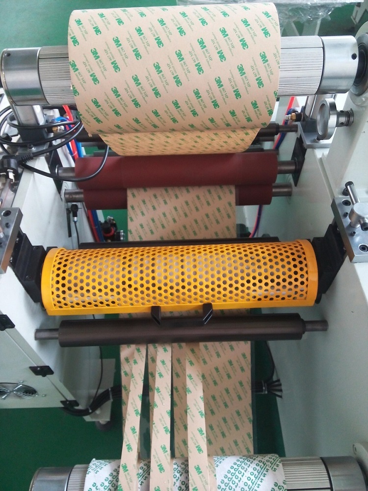 Paper Slitting and Laminating Machine with Kiss Cut