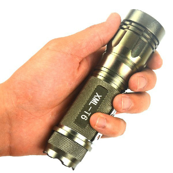 S10 Gold 400lumen Aluminum Rechargeable Zoom Easy Carry Adjustable Mini LED Flashlight