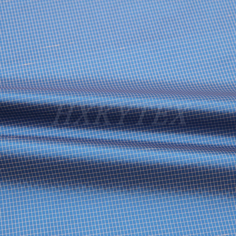 Nylon with Polyester Ripstop Fabric for Lightweight Coat