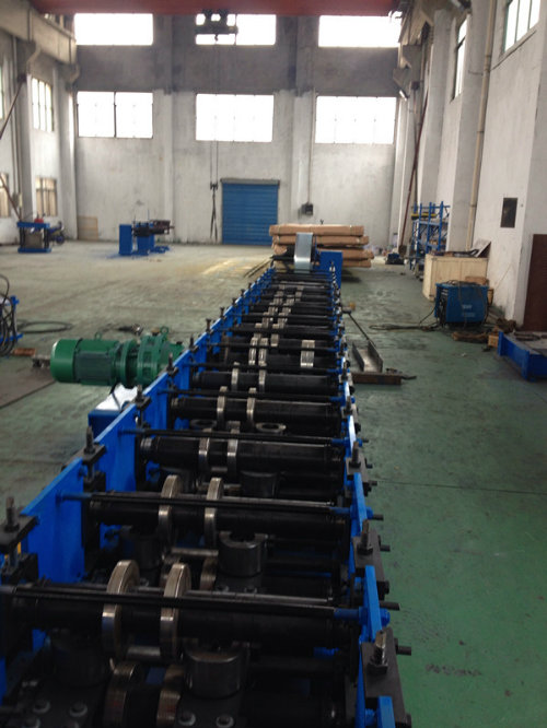 Material Thickness C Purlin Cold Roll Forming Machine