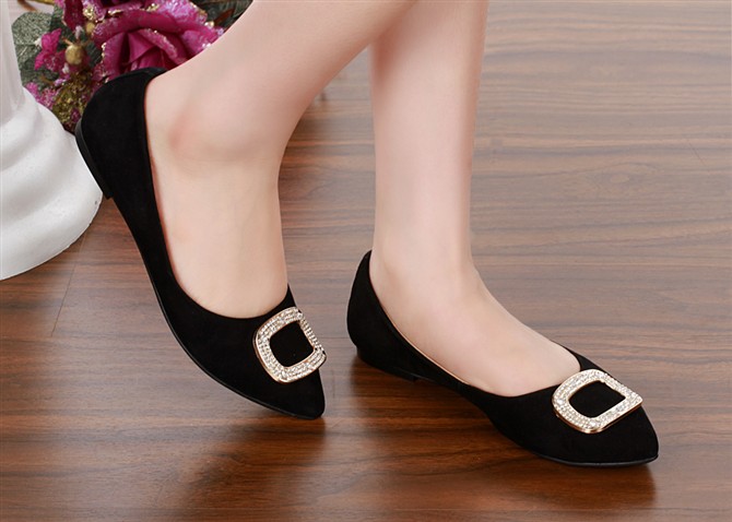 Classic Pop Ladies Flat Casual Shoes (HCY02-885)