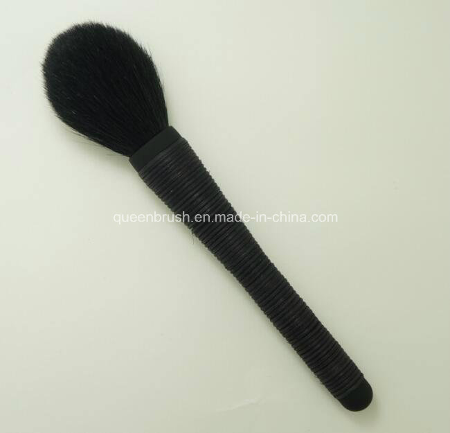 Beauty Accessory Makeup Factory Rattan Handle Kabuki Brush