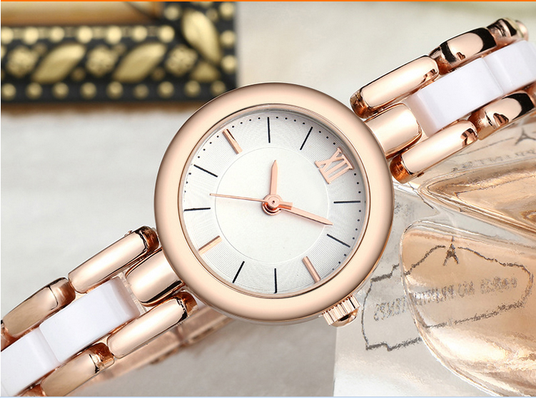 Quartz Movement Fashion Lady Bracelet Watch