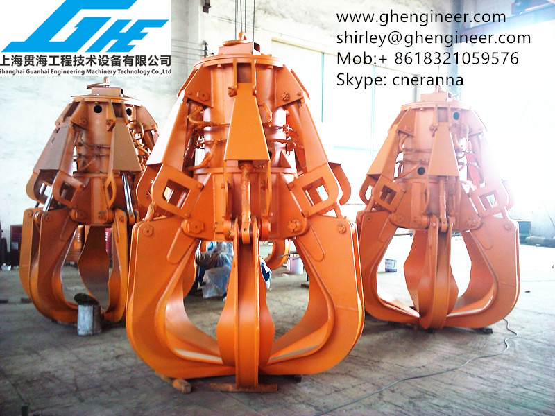 Pig Iron Hydraulic Orange Peel Grab in Mine