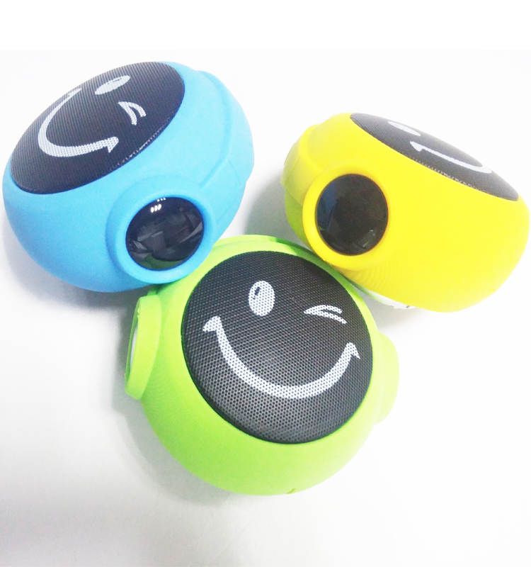 Multifunctional Smile Face Mini Bluetooth Speaker