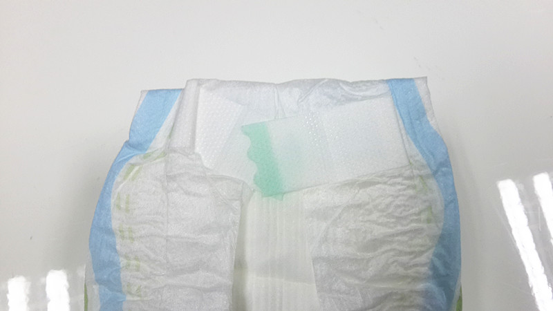 High Quality Disposable Baby Diaper with Magic Tape.