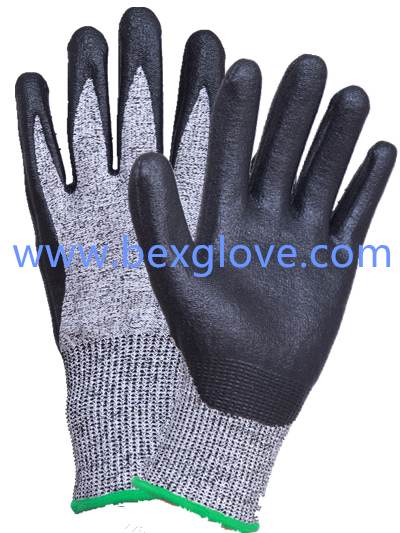 Nitrile Coated, 13 Gauge Anti-Cut Liner, Cut Resistance up to Level 5 Work Glove