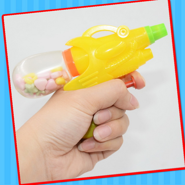 Small Water Gun Toy with Candy