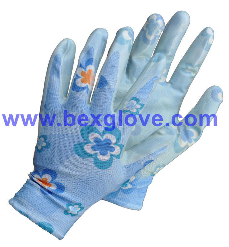 Pretty Nitrile Garden Glove