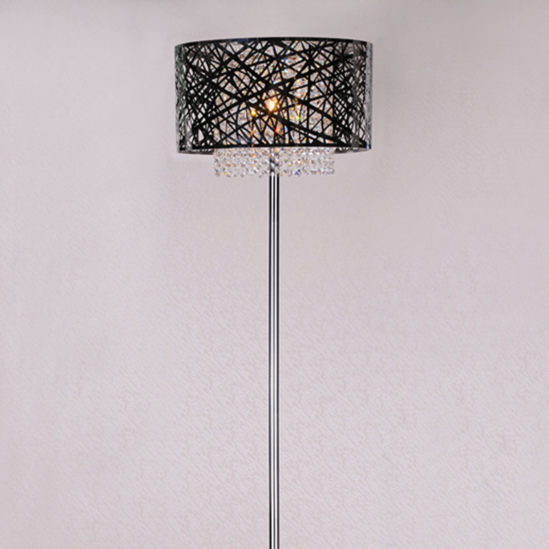 Chinese Supplier Metal Hollow Floor Lamp with Crystal Hanging