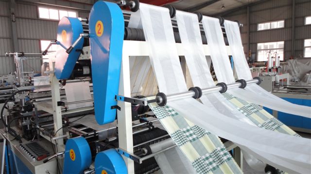 Four Layers Eight Lines Automatic T-Shirt Bag Making Machine (CE)