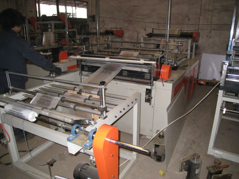 Heat Sealing Cold Cutting Rolling Bag-Making Machine