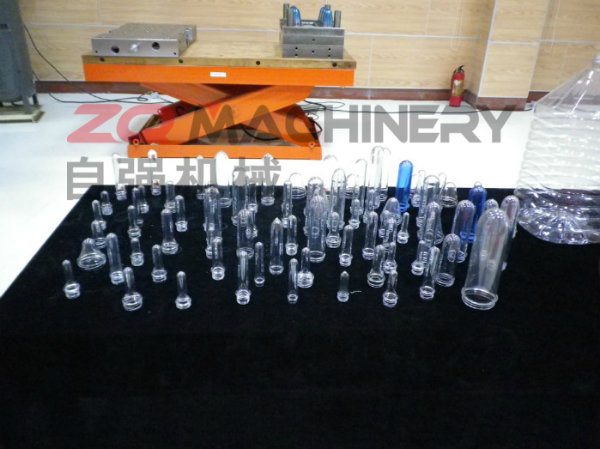 Pet Bottle Preform Mould