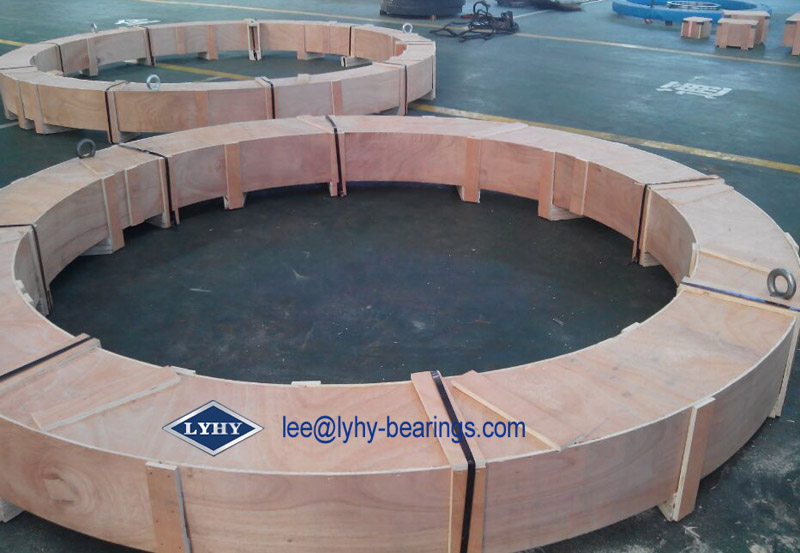 Slewing Ring Bearing Customized with Internal Gear (013.60.2240)