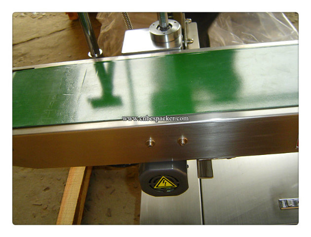 Vertical Automatic Plastic Bag Sealer Machine Sealing