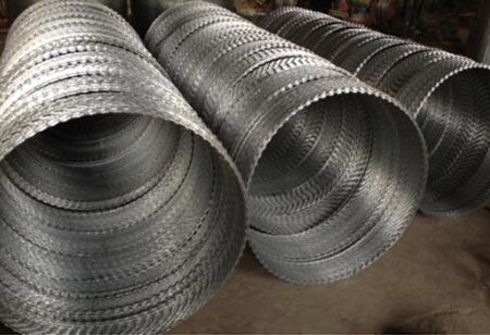 Good Quality Galvanized Razor Barbed Wire