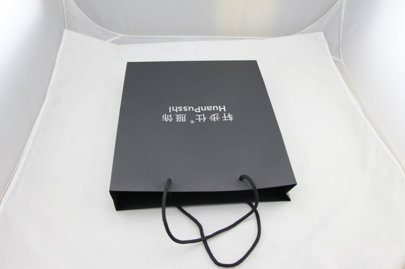 Customized Matt Lamination Recyclable Reusable Foldable Elegant Paper Shopping Bags