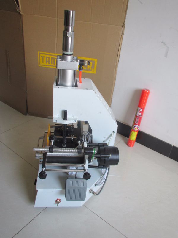 Tam-90-2 Small Plane Objects Pneumatic Hot Stamping Machine