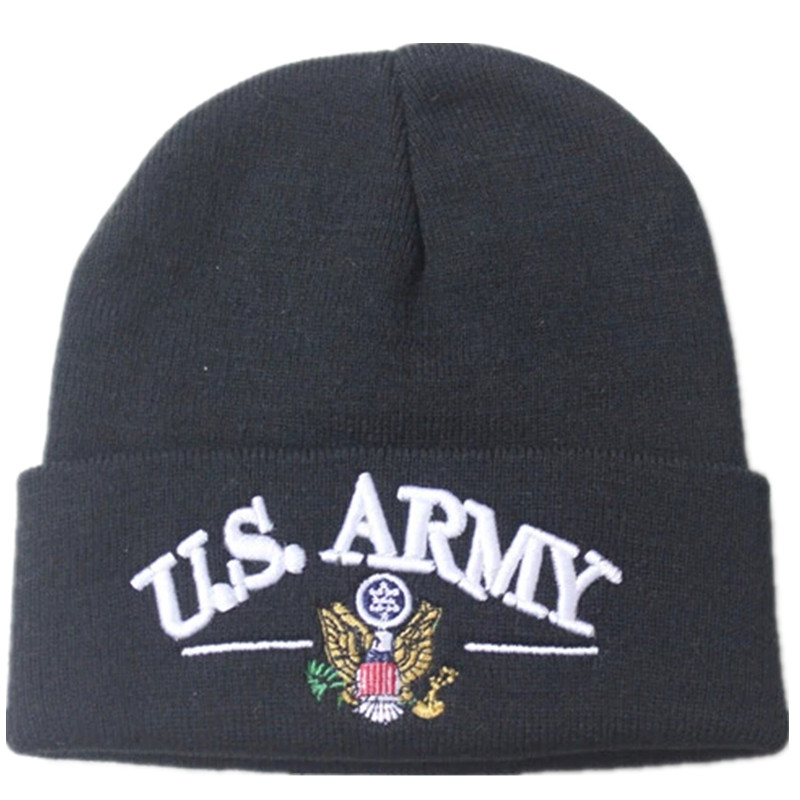 OEM Produce Customized Logo Embroidered Winter Acrylic Knitted Black Beanie